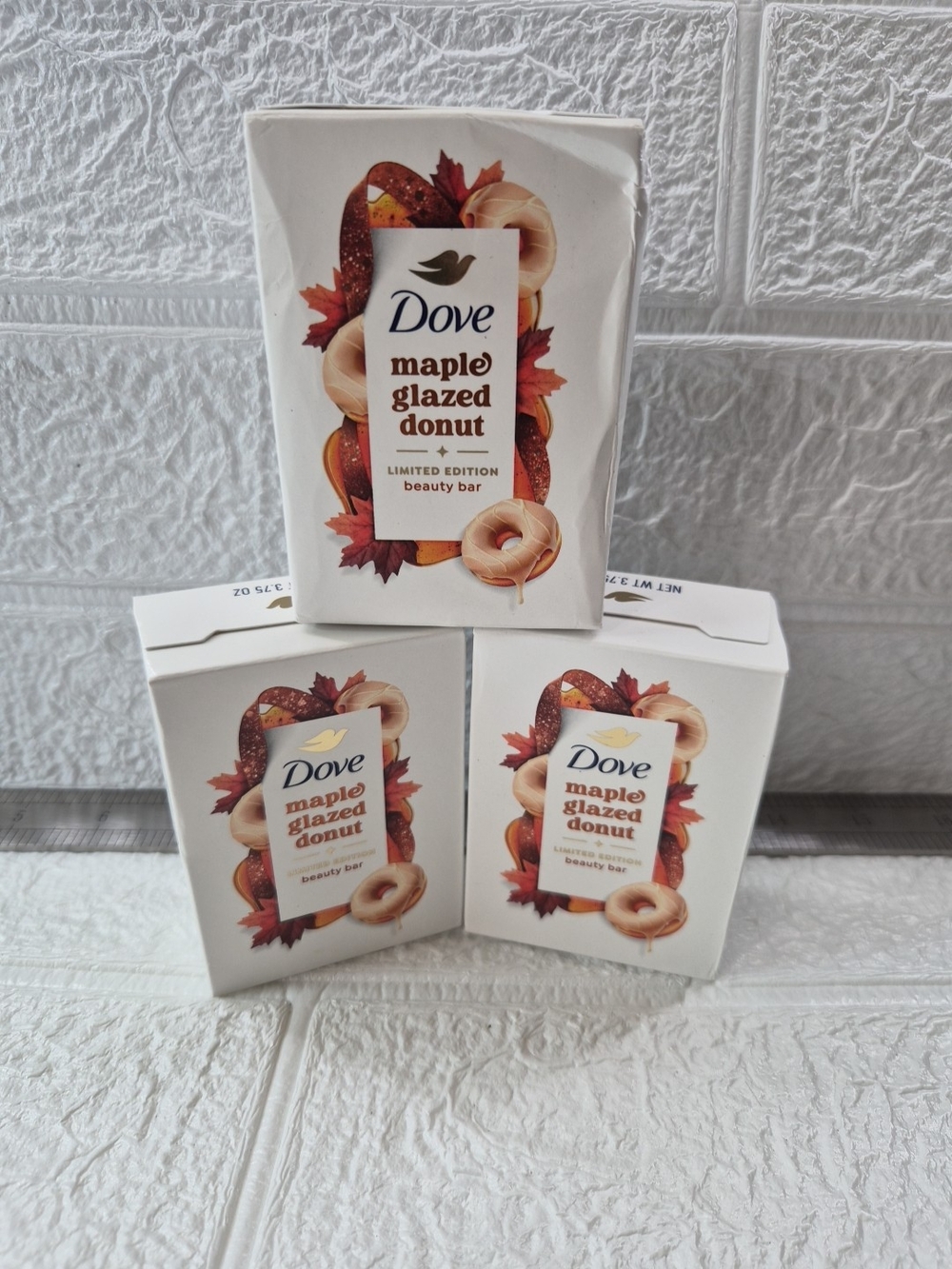 Dove Maple Glazed Donut Limited Edition Beauty Bar - Cream